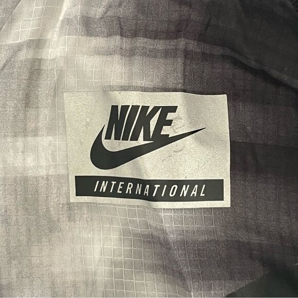 Nike Tie Dye Bomber Jacket Size Small Black and White Neutral Lightweight Coat - Picture 7 of 12